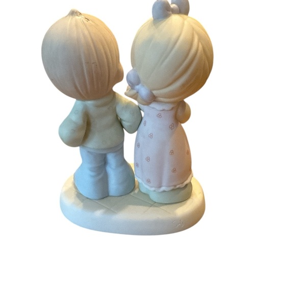 Precious Moments Figurine - Sometimes You’re Next to Impossible - Picture 5 of 5